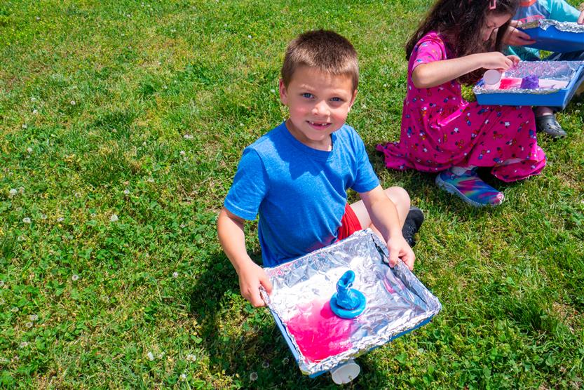 Students make volcanoes
